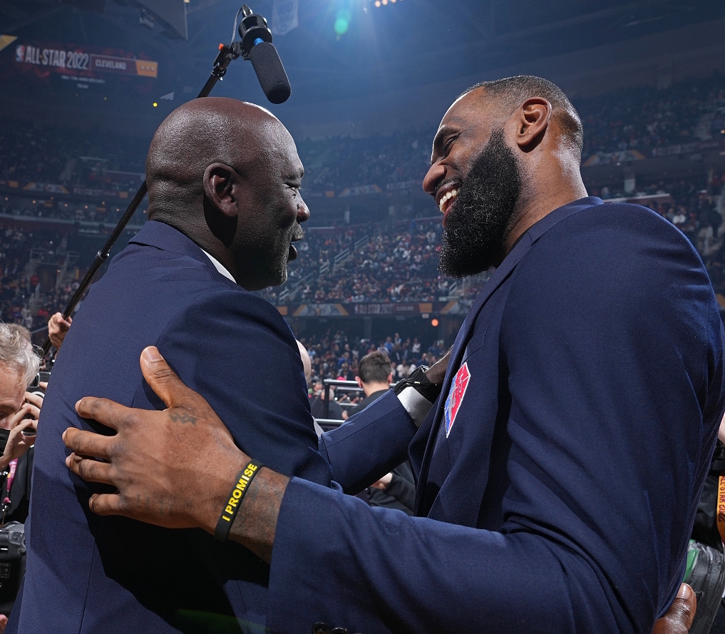 霍里兴奋现在有詹姆斯！以前有乔丹！但还提到历史第十的科比！